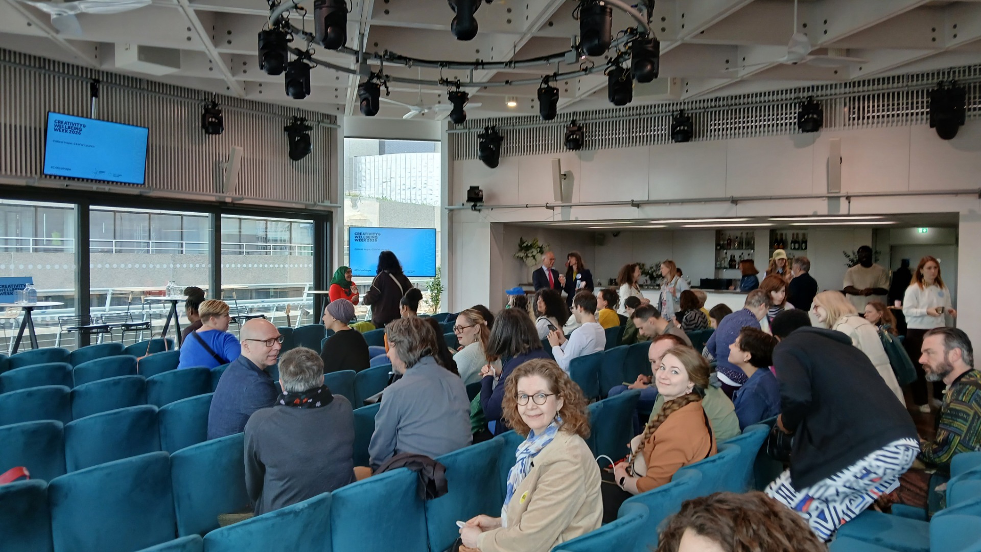 Avajaisseminaari National Theatressa